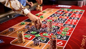 Live Qiu Qiu dealer table on markas138 slot platform